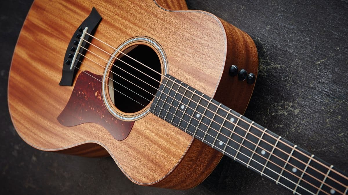 Guitar Chords Identification